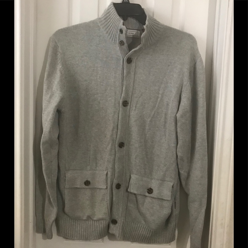 FIVE FOUR GRAY BUTTON FRONT SWEATER POCKETS SZ MED